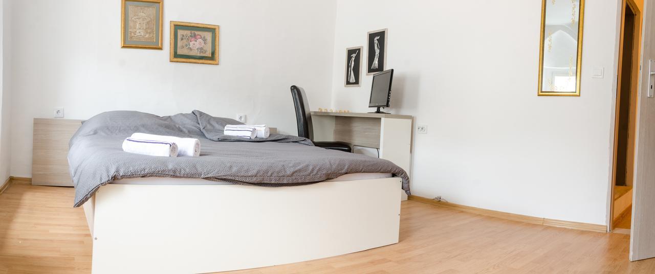 סראייבו Guesthouse Unique מראה חיצוני תמונה